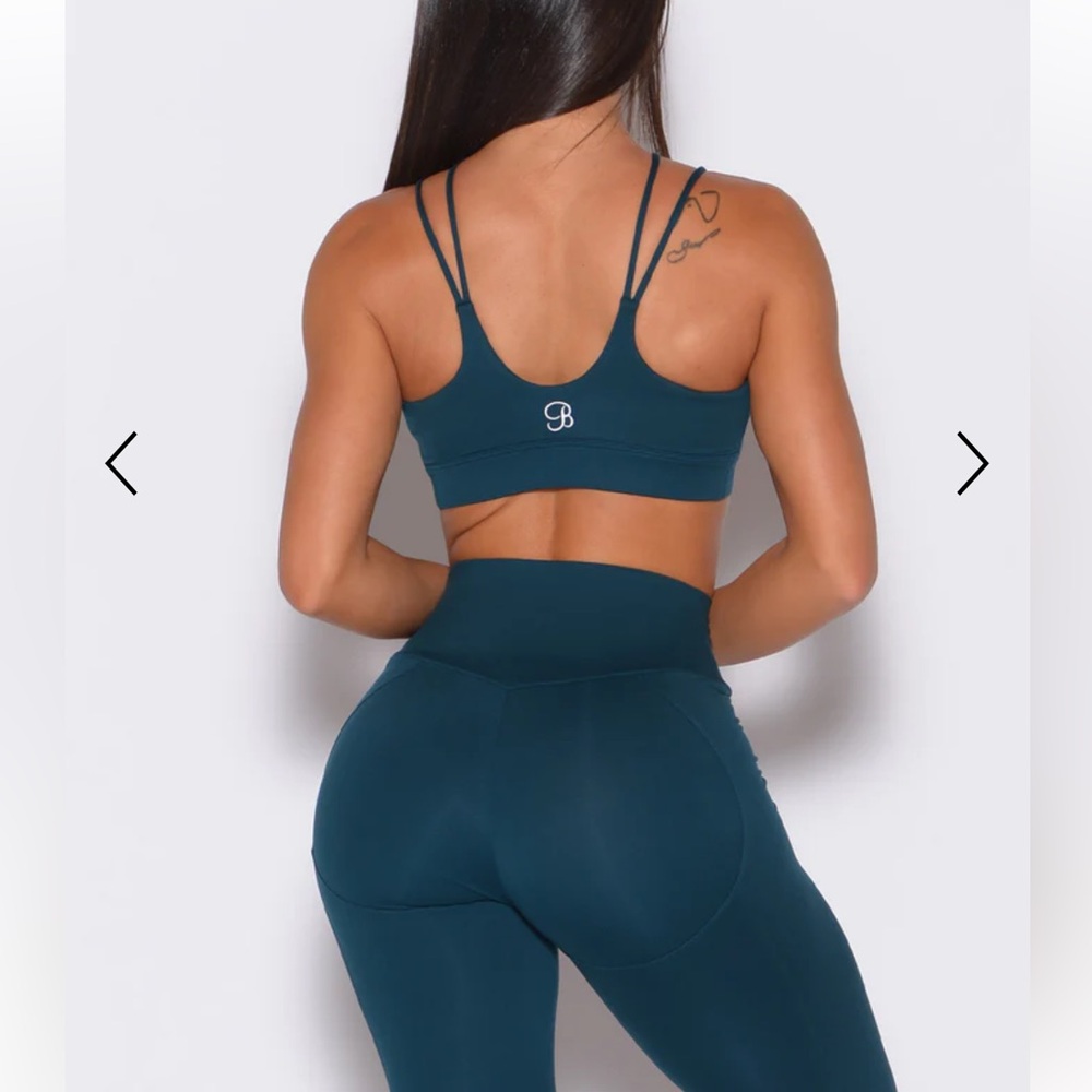 Bombshell Sportswear Set - Picture 4 of 6